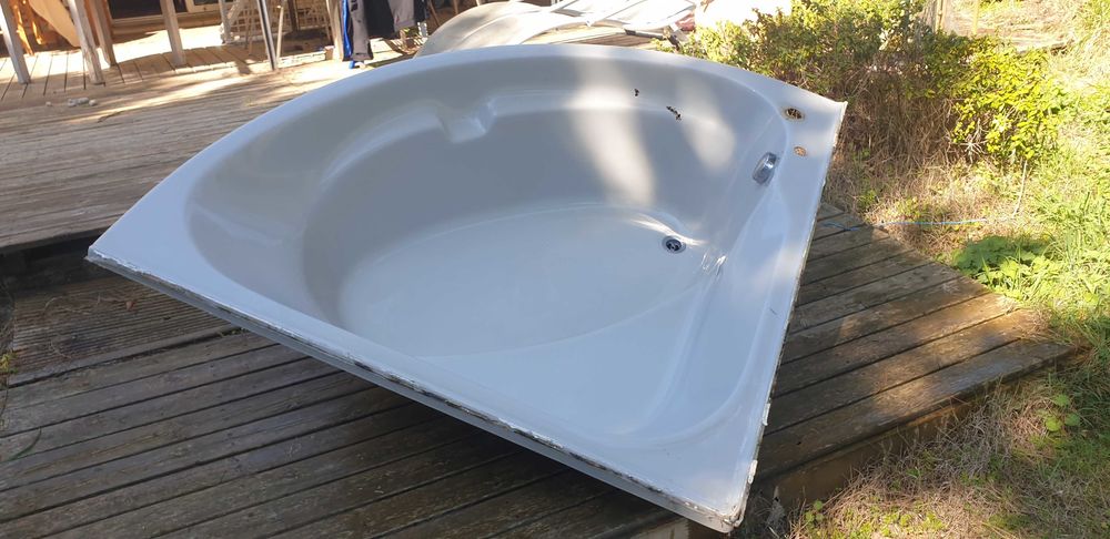 baignoire d angle avec tablier Meubles