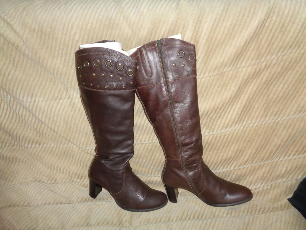 BOTTES FEMME EN CUIR Chaussures