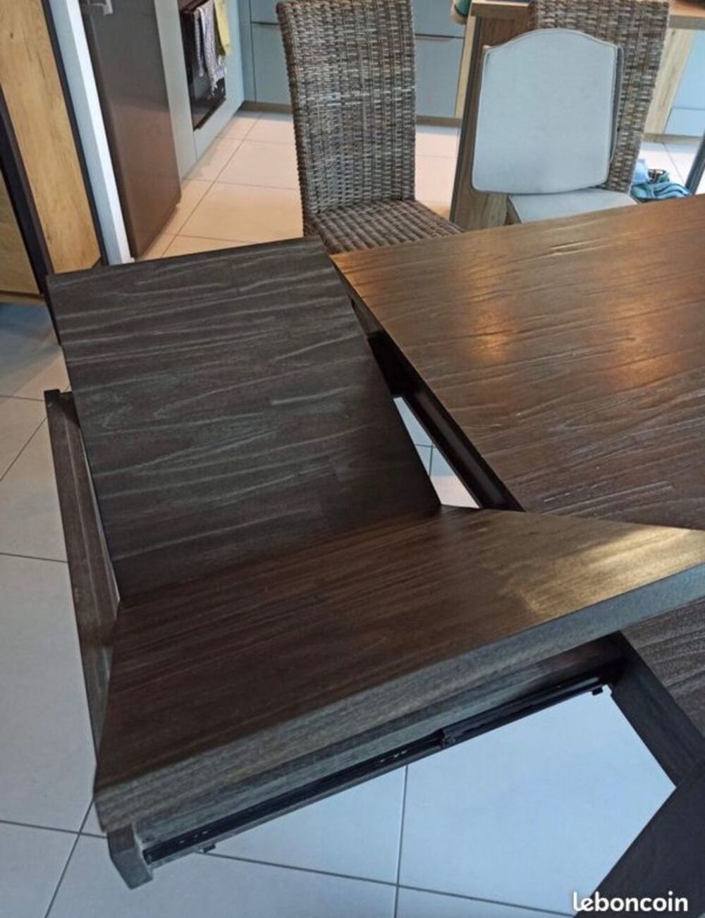 Table contemporaine Meubles