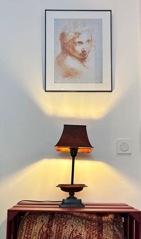 Lampe à poser vintage bordeaux et dorée avec coupelle vide-p Paris 11 (75)