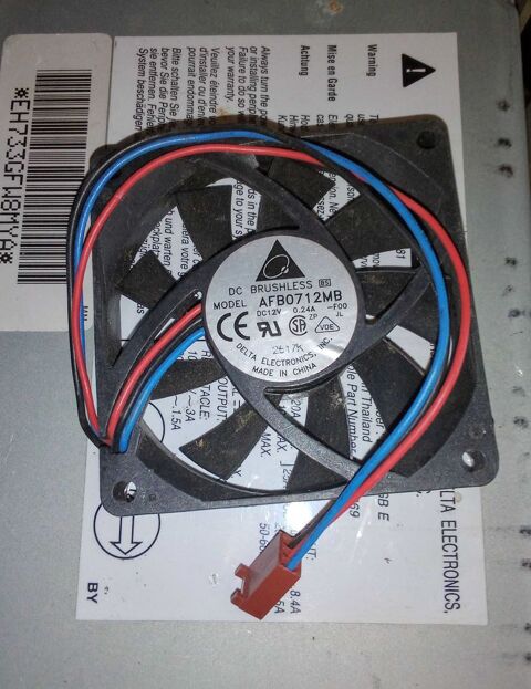 ventilateur a cosse molex 12v 8 Lampertheim (67)