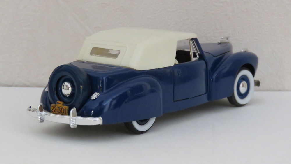Voiture miniature Lincoln Continental 
