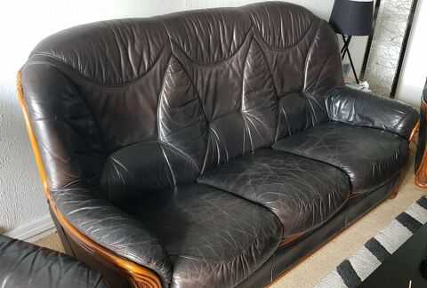 Ensemble banquette + 2 fauteuils cuir et bois
160 Antony (92)