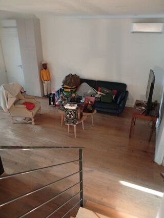  Appartement à louer 5 pièces 103 m²