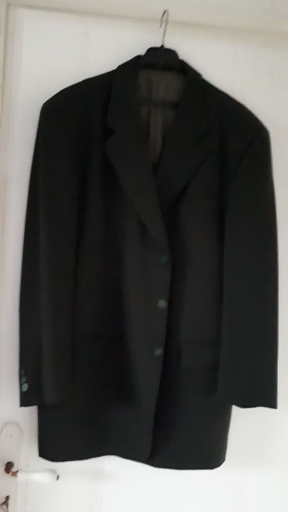 Blazer homme en tr&egrave;s bon &eacute;tat, marque Ted Lapidus. Vêtements