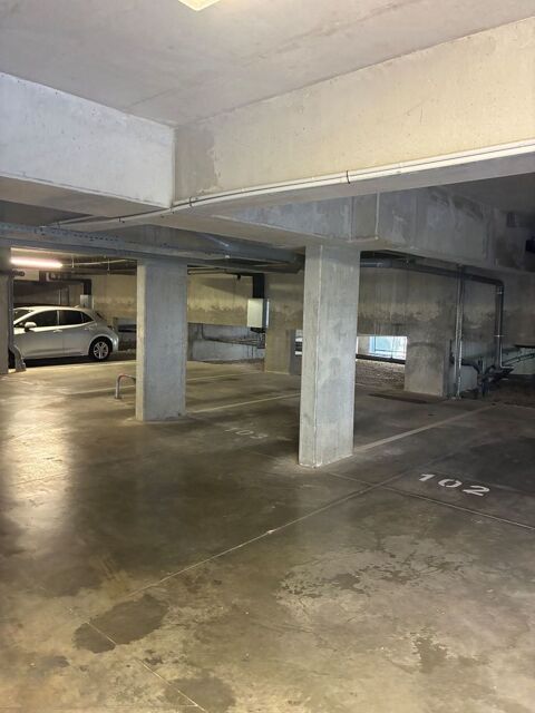  Parking / Garage  louer 15 m