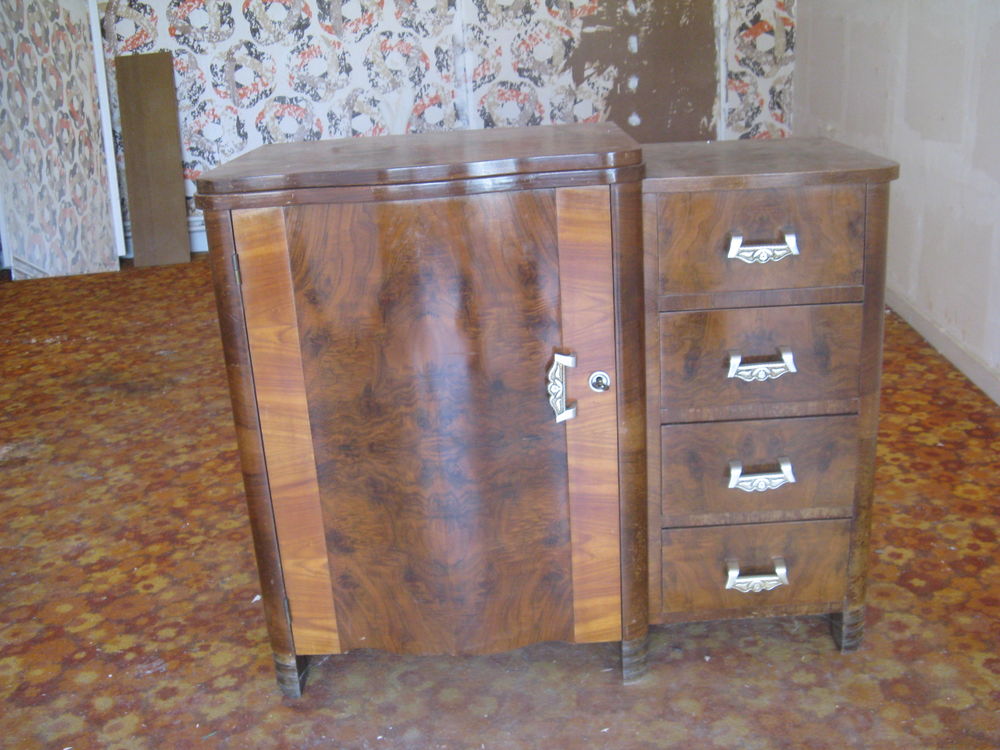 Meuble machine &agrave; coudre Electroménager