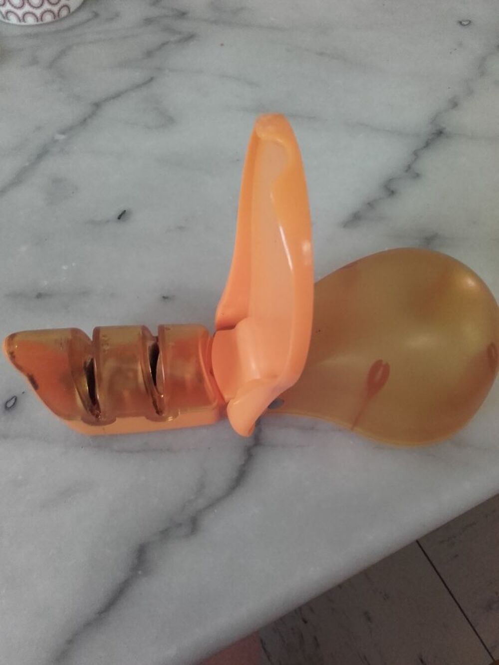 aiguiseur Tupperware &agrave; couteaux Cuisine
