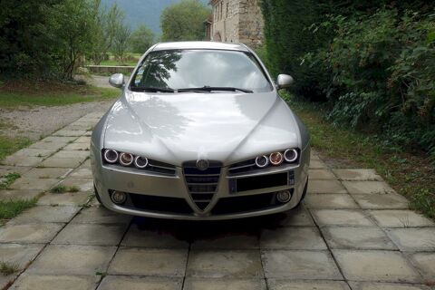 Alfa-romeo 159 sportwagon Alfa Romeo 159 SW 1.9 JTDm 16V Distincti
