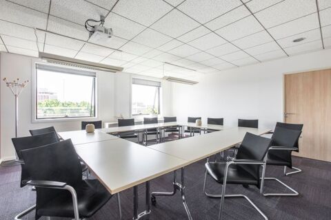 Acc&egrave;s tout inclus &agrave; des espaces de bureau professionnels pour 10 personnes &agrave; Toulouse, Compans 2718 31000 Toulouse
