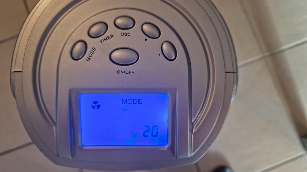 Chauffage c&eacute;ramique colonne SHT 2000 W - Silvercrest Electroménager