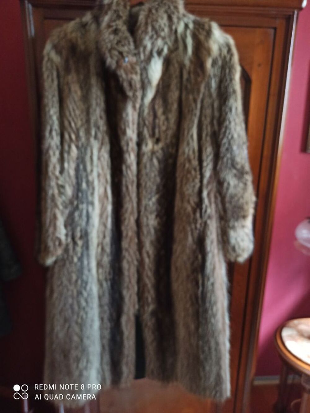 Manteau fourrure parfait &eacute;tat Vêtements