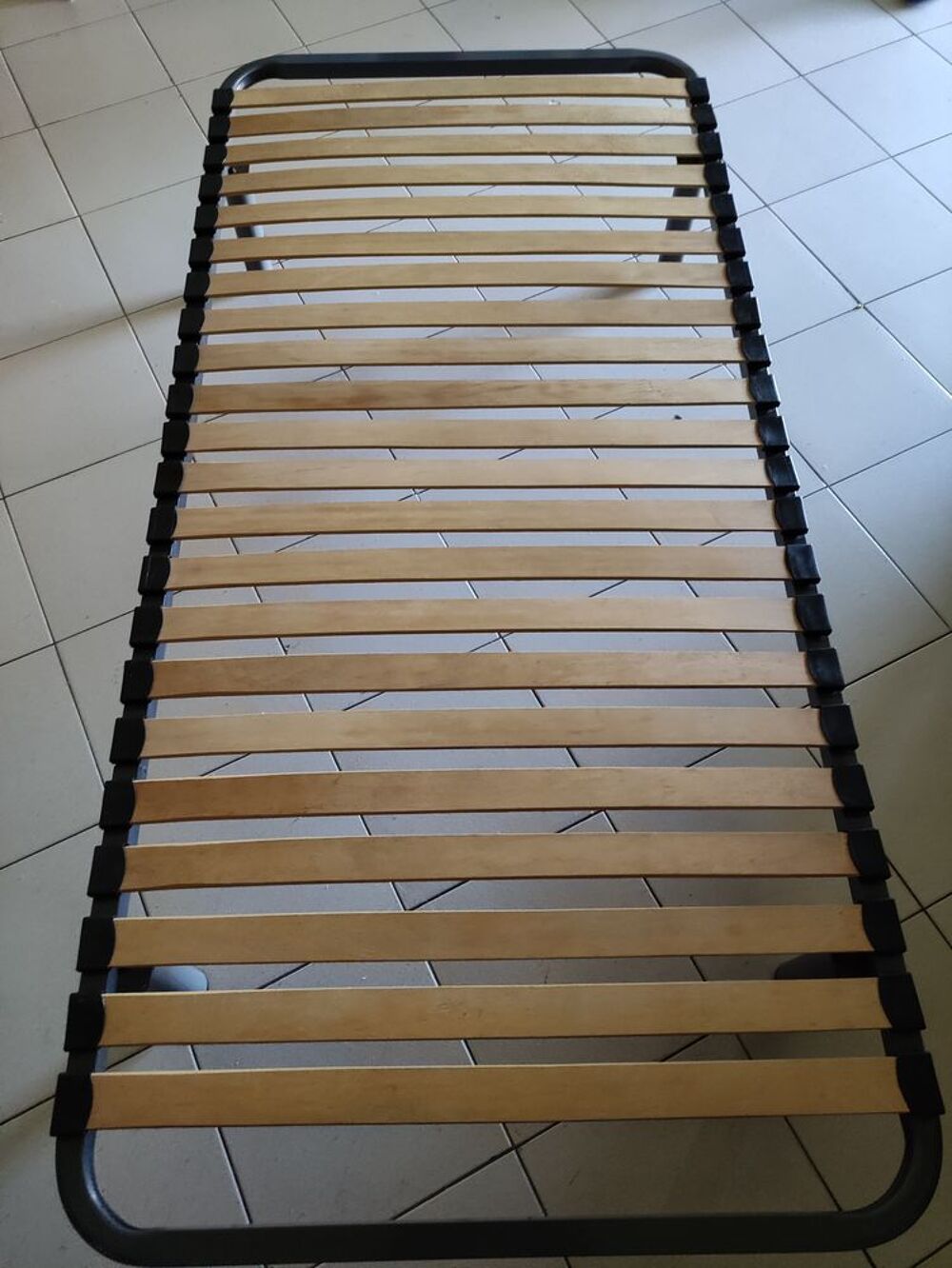 Sommier &agrave; lattes 90x190 avec 4 pieds + poss. achat matelas Meubles