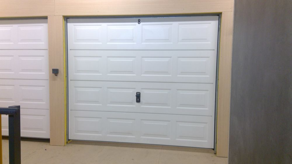Location Autre Box de stockage 17 m2 Plougoulm