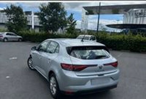 Megane IV M&eacute;gane IV Berline Blue dCi 115 - 20 Business 2021 occasion 59000 Lille