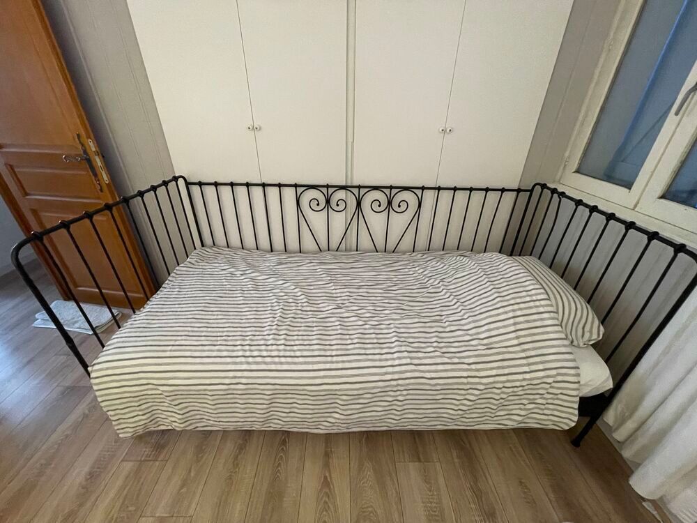 lit en m&eacute;tal complet avec matelas Meubles
