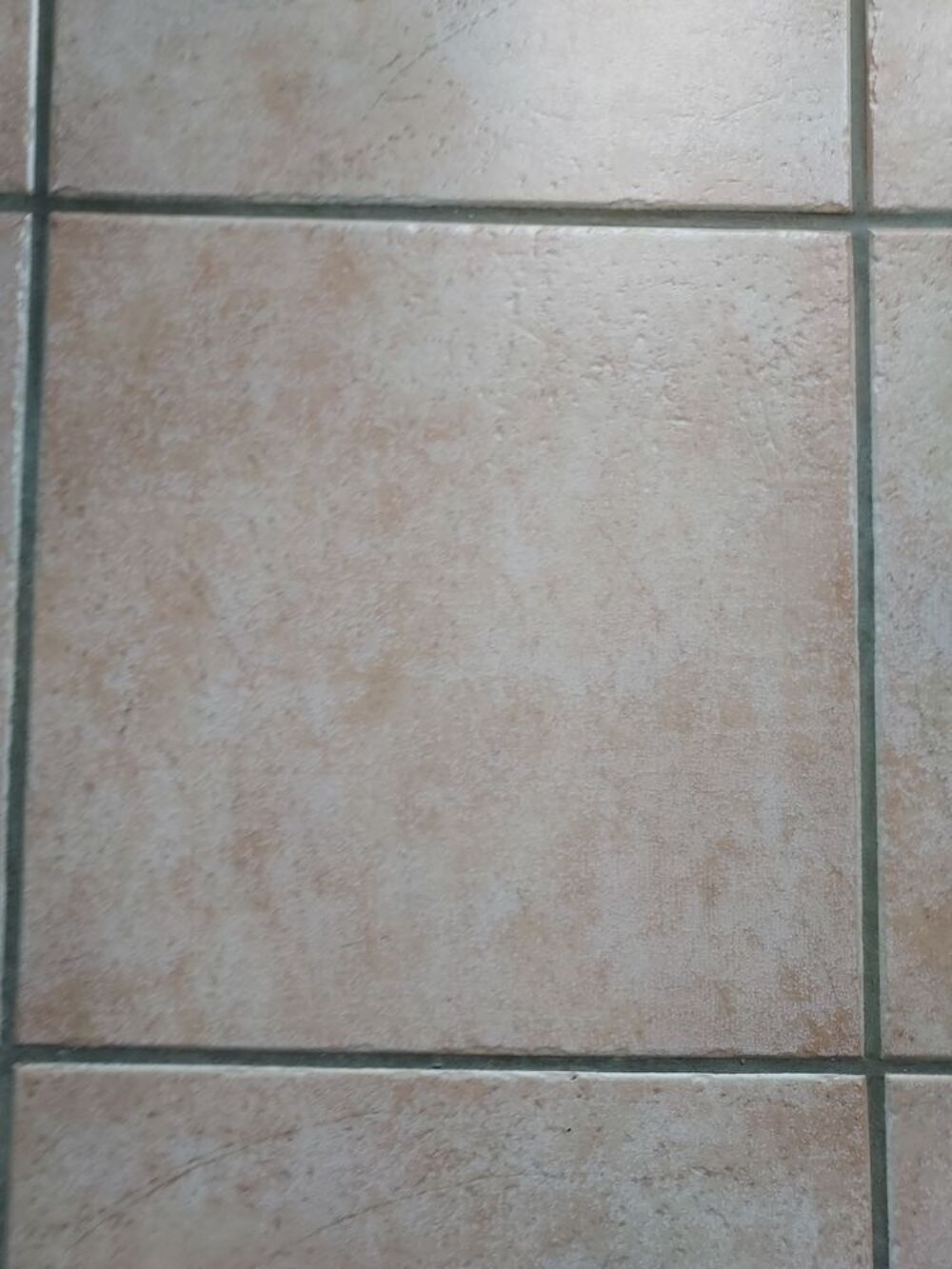   Recherche.cherche carrelage.  