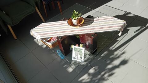 Table de salon verre et bois 
55 Bezannes (51)