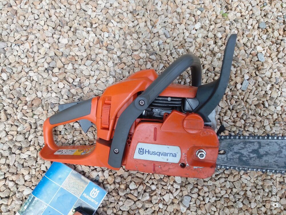 Tron&ccedil;onneuse Husqvarna X-TORQ parfait &eacute;tat Bricolage