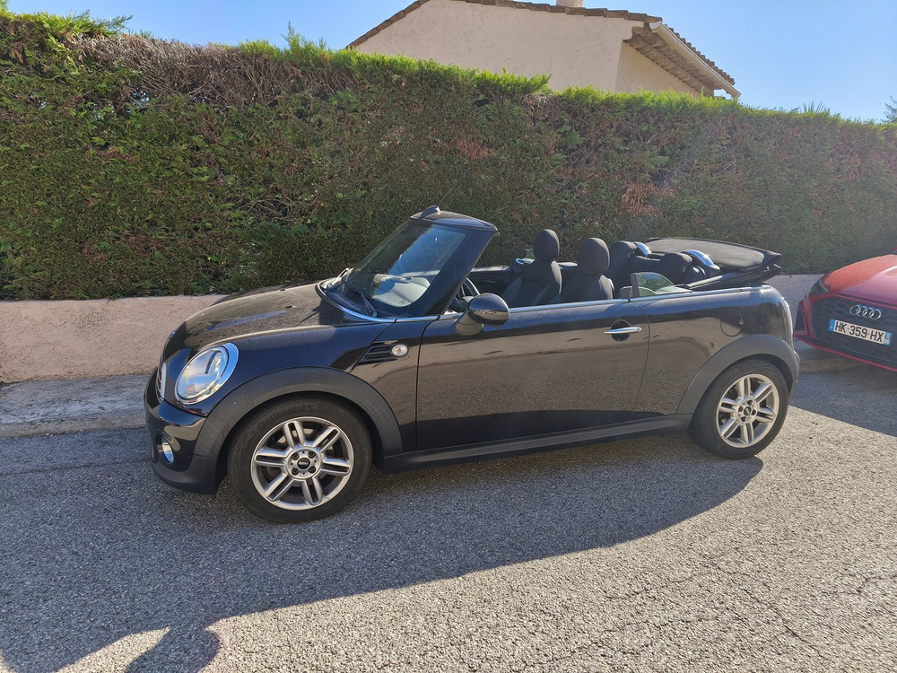 Cooper D Cabriolet D 112 ch Cooper Pack Chili 2013 occasion 83600 Fr&eacute;jus