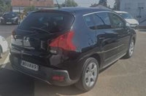 3008 1.6 HDi 16V 110ch FAP BMP6 BLUE LION Confort Pack 2009 occasion 90400 Tr&eacute;venans