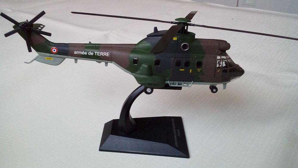 un lot h&eacute;licopt&egrave;re et un avion au 1/72 en tr&egrave;s bon &eacute;tats . 