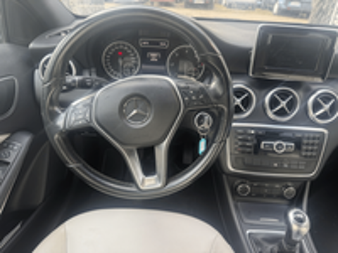Classe A 160 CDI BlueEFFICIENCY Intuition 2015 occasion 78610 Saint-L&eacute;ger-en-Yvelines