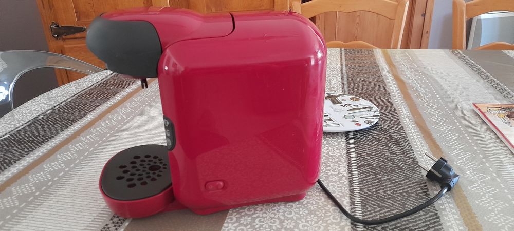 CAFETIERE ELECTRIQUE TASSIMO BOSCH Electroménager