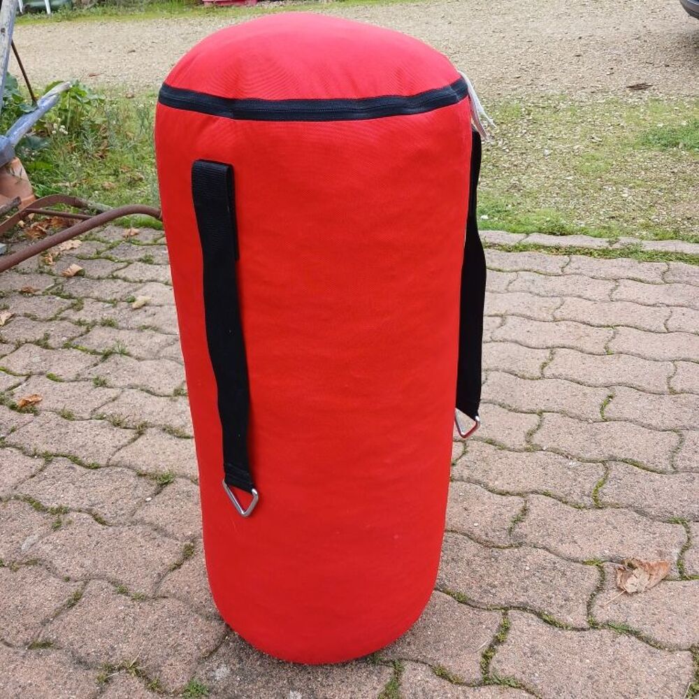 sac de frappe + gants de boxe Sports