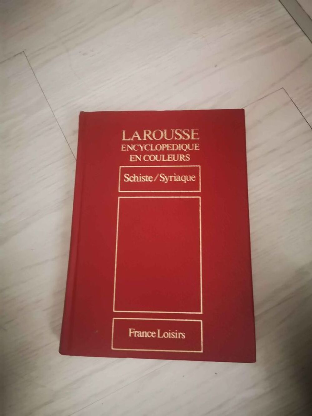 lot 22 volumes LAROUSSE 
Livres et BD