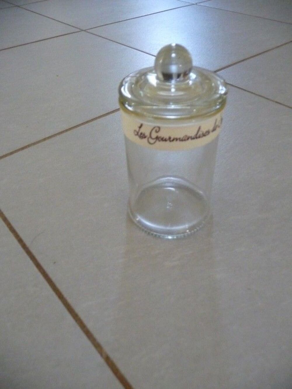 Bocal rond en verre avec couvercle - Neuf Décoration