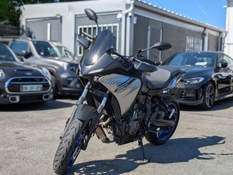 Moto YAMAHA 2023 occasion Carbon-Blanc 33560