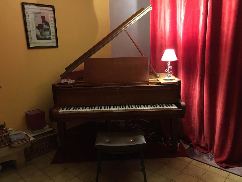 PIANO CRAPAUD DE MARQUE GAVEAU (1943) Instruments de musique