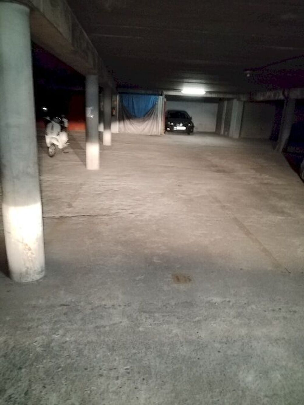 Location Parking/Garage parking en centre ville du Kremlin-Bicêtre (94270) Le kremlin-bicêtre
