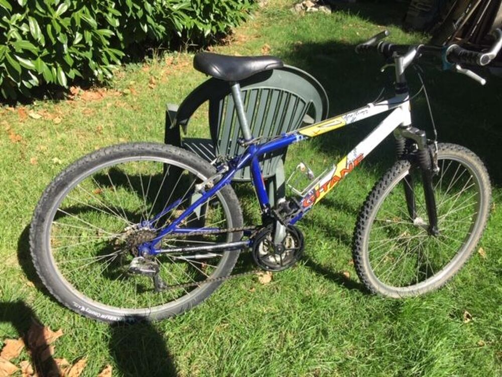 lot de 4 vtt en tr&egrave;s bon &eacute;tat Vélos