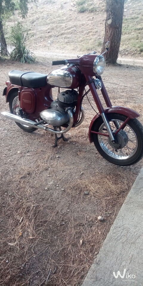 Moto JAWA 1973 occasion Montauriol 66300