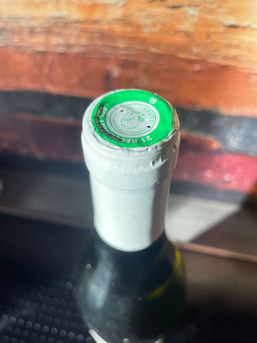 1 Bt Pernand-Vergelesses 1er Cru 2012 sous Fretille MAREY Cuisine