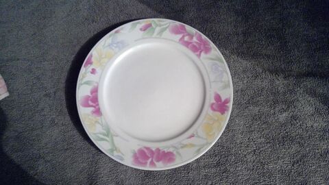 ASSIETTE BORD ARGENT FLEURS DIAMETRE 26 CM ENVIRON 2 Triel-sur-Seine (78)