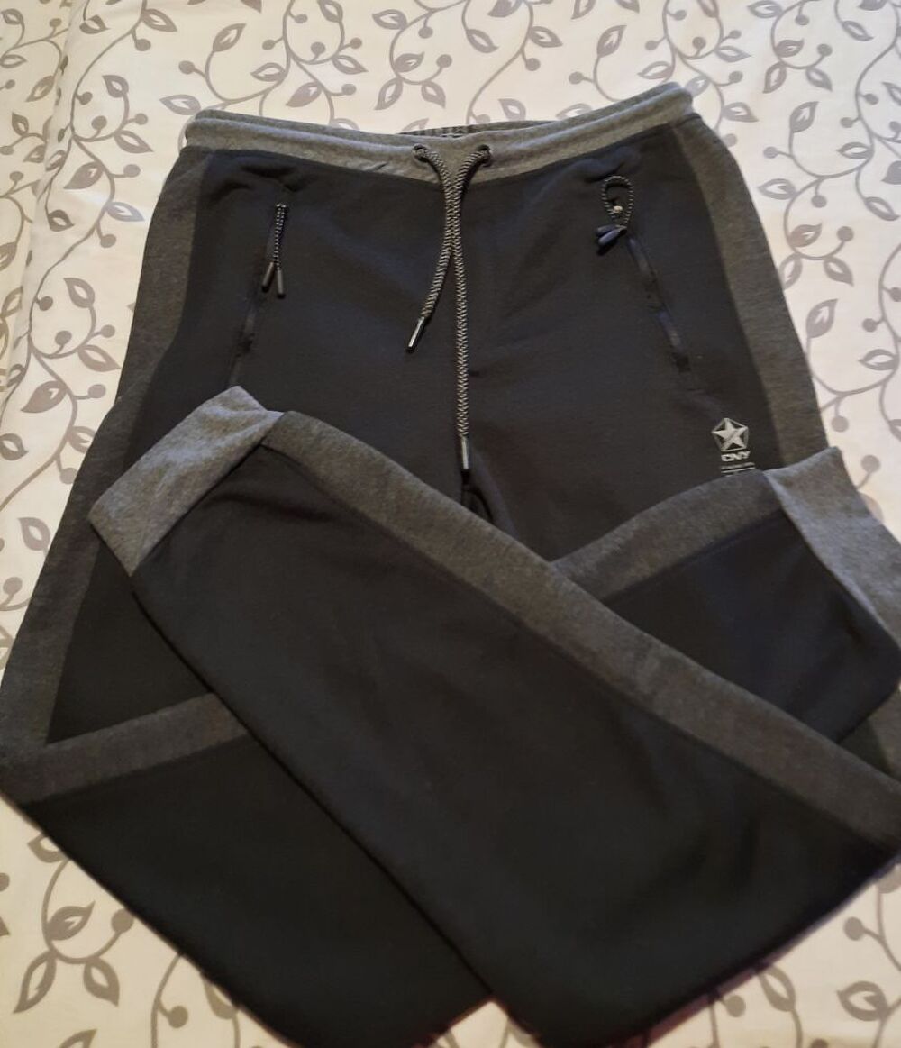 Pantalon de jogging noir ou gris T 38 - 40 COMPLICES - neuf Vêtements