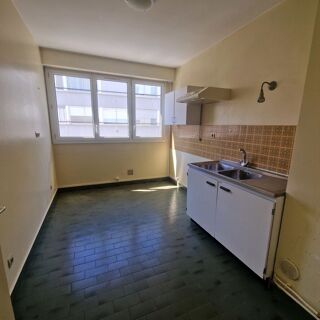  Appartement � vendre 4 pi�ces 83 m�