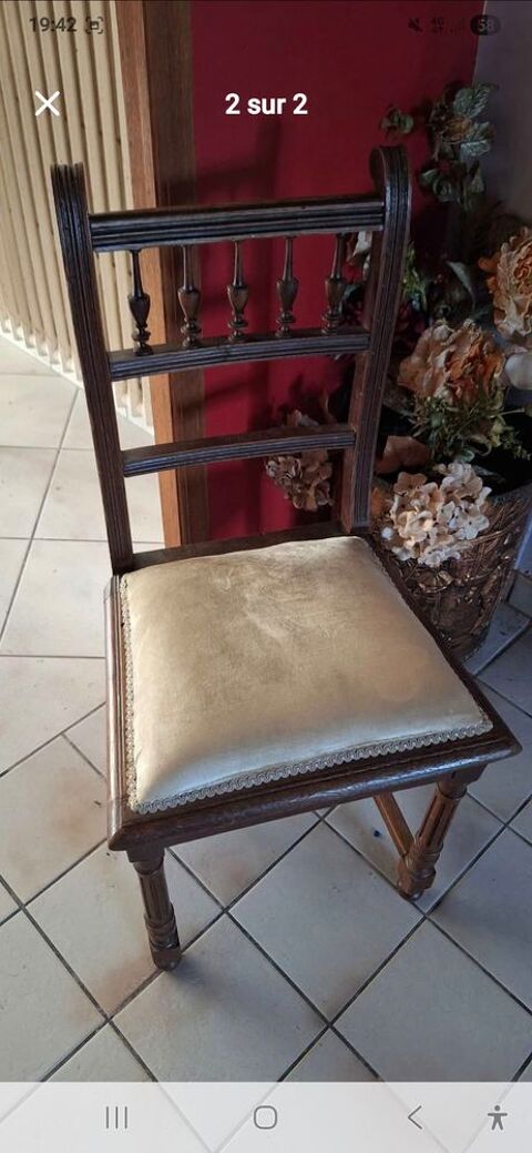 Chaise Ancienne 15 La Ch�taigneraie (85)