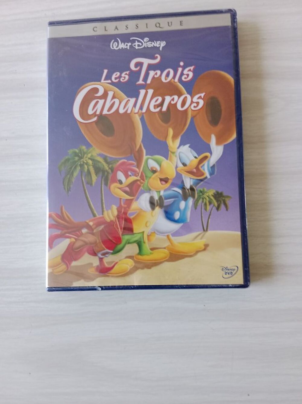 DVD LES TROIS CABALLEROS - Walt Disney DVD et blu-ray