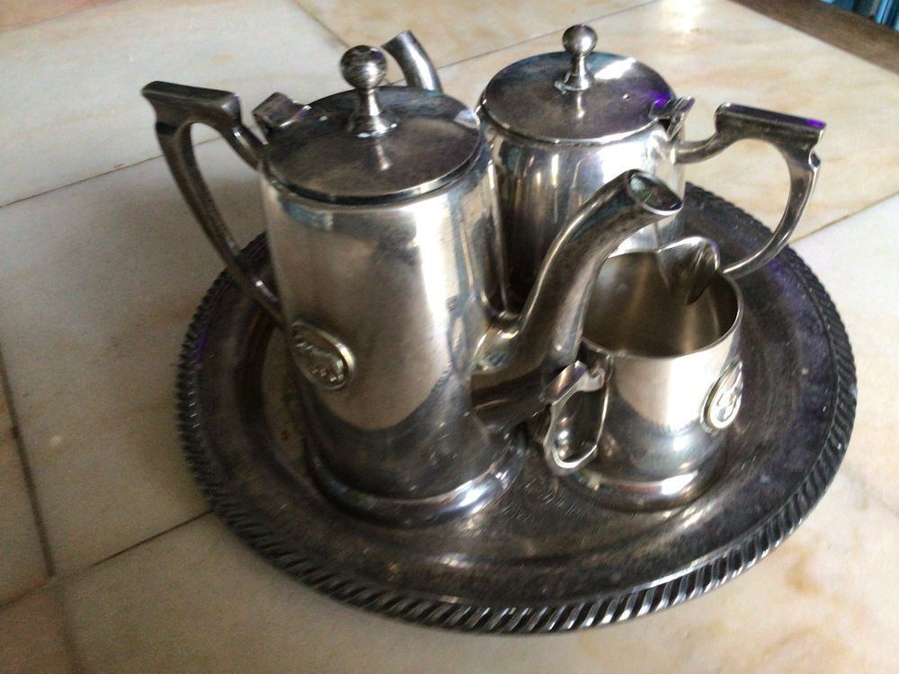 Service a caf&eacute; / th&eacute; / m&eacute;tal argent&eacute; / qualit&eacute; 5 pieces 