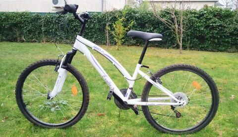 Vtt discount decathlon fille