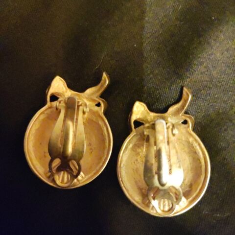 Clips d'oreilles m�tal vintag ann�es 80 rare Karl Lagerfeld 600 Verneuil-sur-Seine (78)