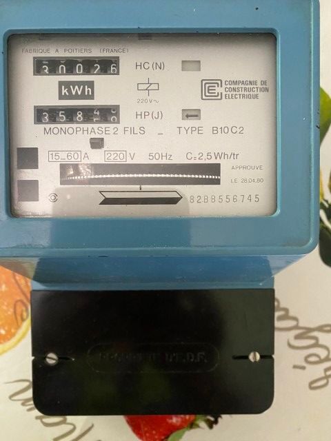 compteur électrique mécanique lecture jour et nuit B10C2 40 Mandres-les-Roses (94)