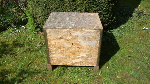 Caisse de transport / stockage en bois OSB
40 Gargenville (78)