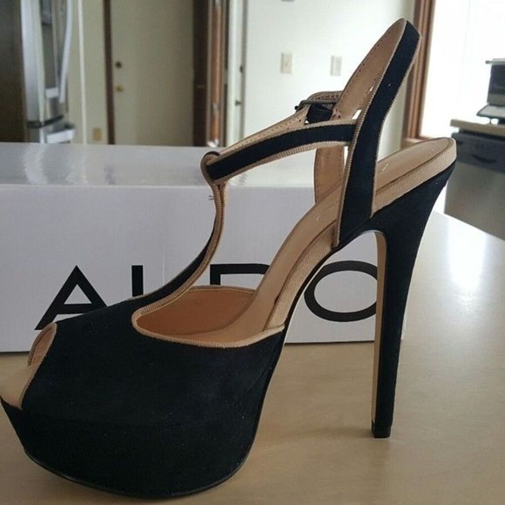 Sandale noir ALDO neuf. Chaussures