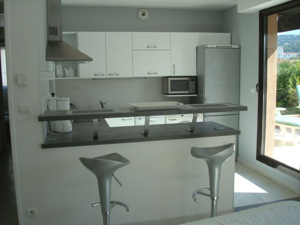   Bel appart CANNES GDE TERR 58 M2 PISC CLIM PARK DERN ETAGE Provence-Alpes-Côte d'Azur, Cannes (06400)