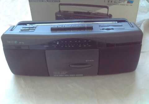 Radiocassette TWEET RKS106, en tr�s bon �tat, comme neuf 35 Villeurbanne (69)